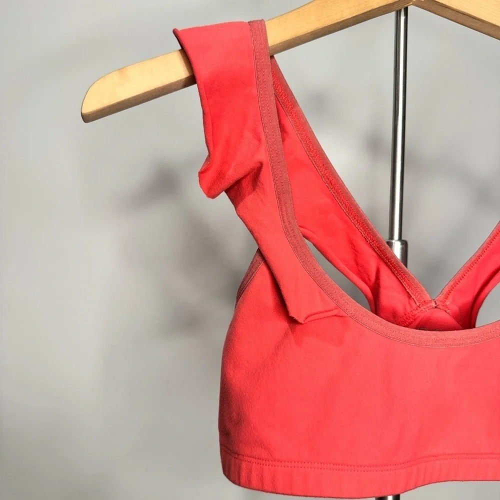 Beyond Yoga Ruffle Frill Seeker Sports Bra Pink Coral Women’s Small - Picture 3 of 8